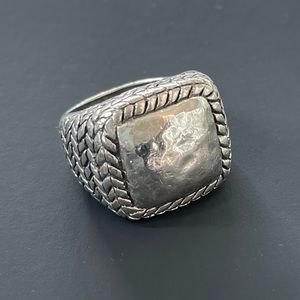 Silpada sterling silver hammered woven signet ring size 7